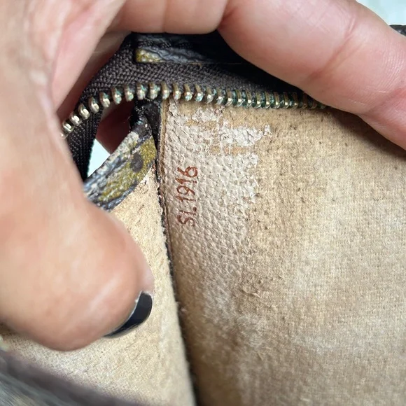 Vintage LOUIS VUITTON Monogram Toiletry 19 Pouch Clutch Bag Brown Authentic - Picture 4 of 17